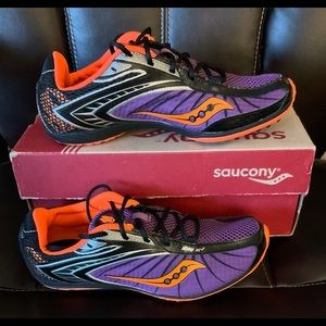Sauconey tennis shoes new size 7 - 8